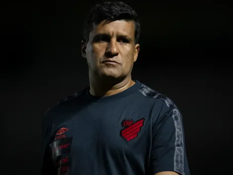 Wesley Carvalho quebra silêncio sobre saída do Athletico