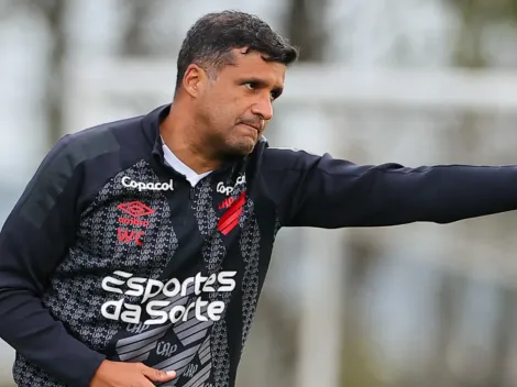 Athletico bate o martelo sobre futuro de Wesley Carvalho