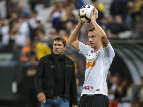 Carlos Augusto á com um novo clube e renderá lucros ao Corinthians