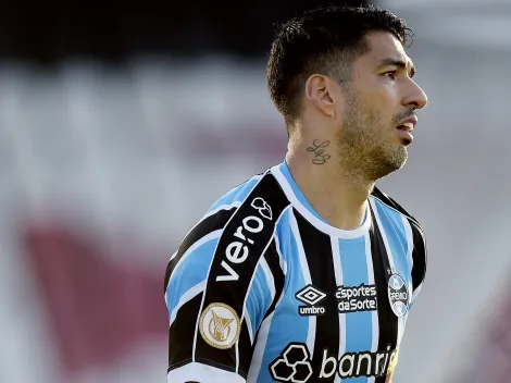 GRÊMIO QUER COMPRAR! Possível substituto de Suárez para a ‘função de 9’ pode fechar p/2024