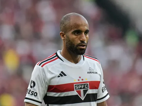 Dorival Júnior manda recado a torcida após substituir Alisson e Lucas contra Flamengo