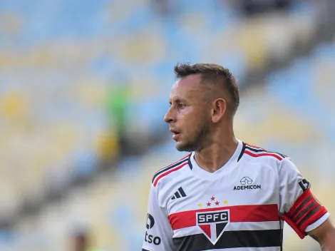 Rafinha enaltece torcida do São Paulo e manda recado para os torcedores