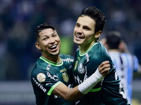 Camisa 7 de rival recebe invasão para jogar ao lado de Rony e Veiga no Palmeiras