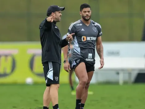 Hulk não se omite antes de reencontro com Coudet contra o Internacional