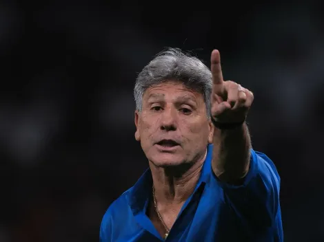 Torcida do Grêmio rebate críticas para Renato Portaluppi e defende trabalho do treinador