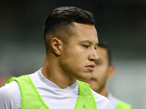 Torcida do Cruzeiro toma atitude SURPREENDENTE com Marlon durante protesto na Toca da Raposa