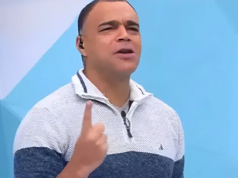 Denilson alfineta titular de Coudet no Internacional