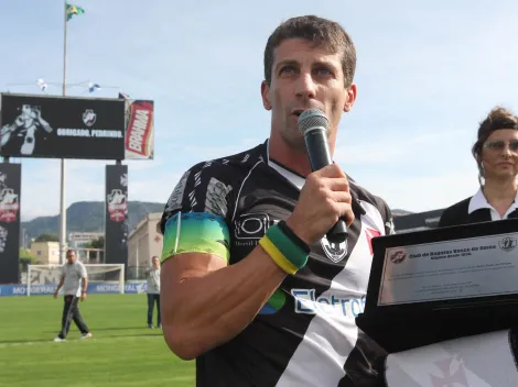 Edmundo revela primeiro 'reforço' da lista de Pedrinho no Vasco