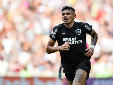 Tiquinho abre o jogo sobre relação com o ex-treinador do Botafogo