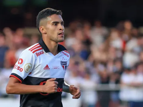 Nestor manda PAPO RETO para jogadores promovidos ao profissional do São Paulo