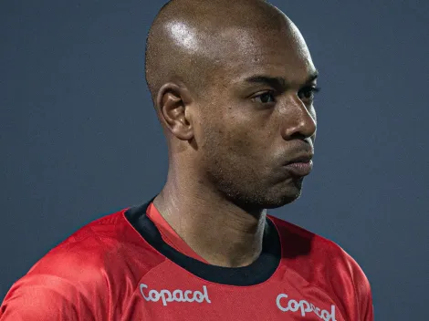 Fernandinho fala pela 1ª vez sobre futuro no Athletico em 2024
