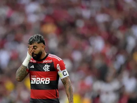 Gabi 'sofre' na mão de ídolo do Flamengo pela 1ª vez