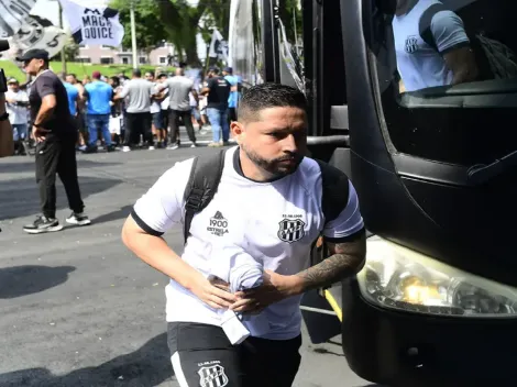 Elvis, campeão da Série B em 2015 com o Botafogo, passa por situação difícil na carreira