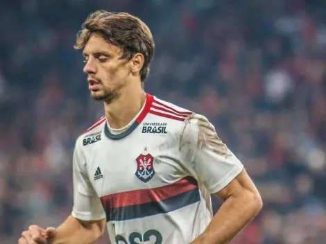 Torcida do Flamengo 'oferece' contrato de produtividade para Rodrigo Caio