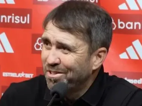 Coudet banca o debochado e aproveita para alfinetar elenco do Inter