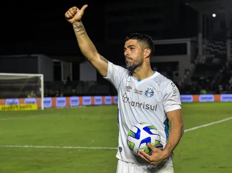 Atuações: Suárez marca três gols e Ferreira vai bem em vitória do Grêmio contra o Botafogo