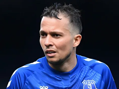 Negociação do Corinthians por Bernard faz Fiel 'ESPUMAR' de raiva