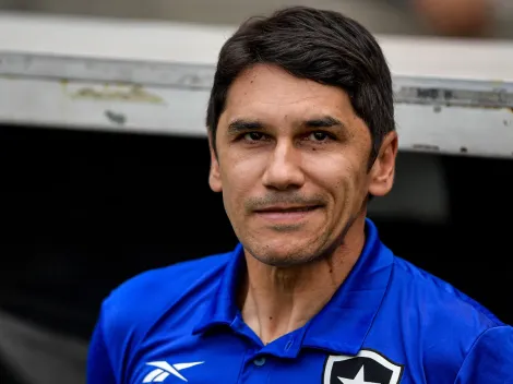 Ele falou isso sério, inacreditável: Lúcio Flávio 'dá às caras' após demissão do Botafogo e ironiza momento do clube: "Não era eu o culpado"