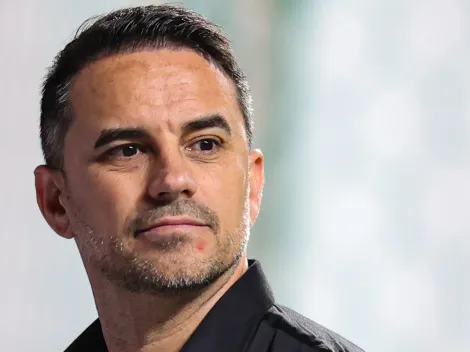 Com operação conduzida por Rodrigo Caetano, Atlético renova com defensor