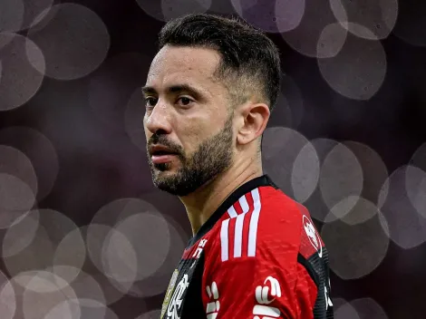 Aconteceu isso, todos ficaram sabendo: Everton Ribeiro ‘aparece’ no Grêmio e tem definição de última hora