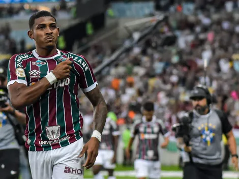 John Kennedy muda a cara do Fluminense durante a decisão do Mundial de Clubes