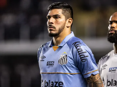 Após Rincón, outro jogador aceita diminuir salário para permanecer no Santos