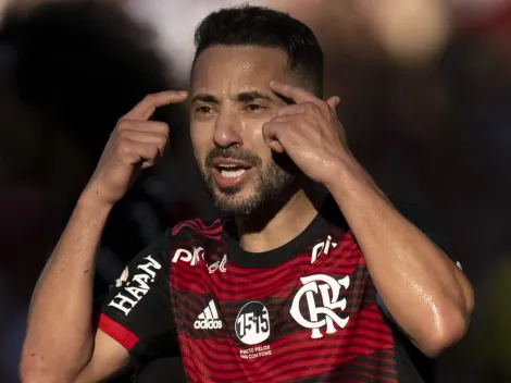 Flamengo faz ligação por craque nos Estados Unidos após 'emperrar' com Everton Ribeiro