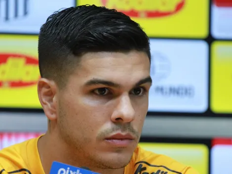 Rodrigo Fernández e Santos entram em acordo para 2024 e futuro do meia é resolvido