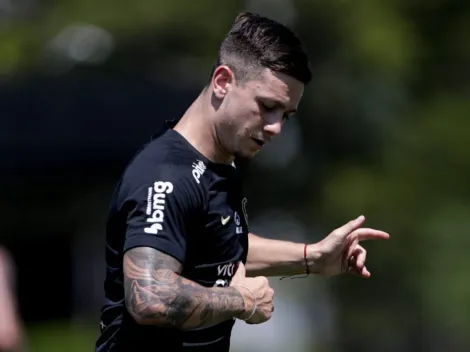 1ª escalação do Corinthians tem Rodrigo Garro improvisado e Fiel não gostou nada disso