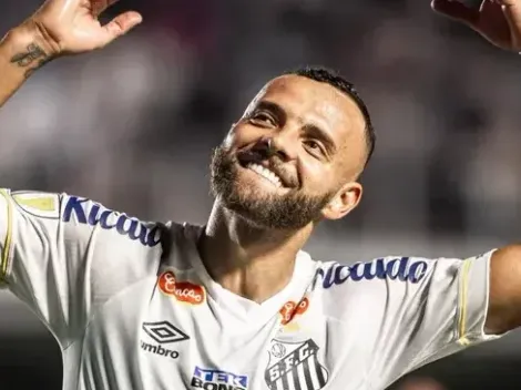 Atacante do Santos brilha em vitória do Santos e comemora