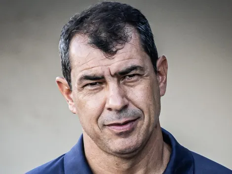 Carille comemora e prepara plano ousado para utilização de novo atacante no Santos