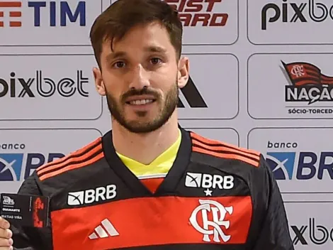 Viña manda a real sobre escolher Flamengo e torcida do Palmeiras não perdoa