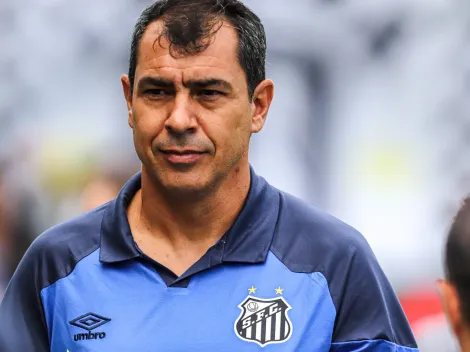 Já pegou o avião: Novo reforço do Santos viaja ao Brasil para Carille sorrir