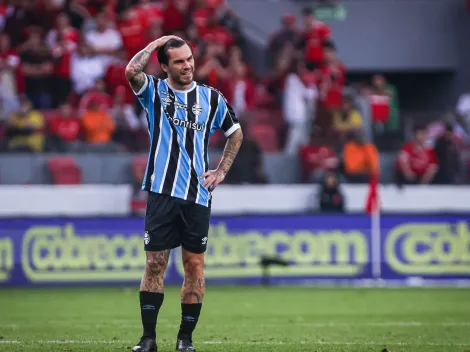 SITUAÇÃO NO GRÊMIO: Nathan recebe aviso preocupante de Renato Gaúcho