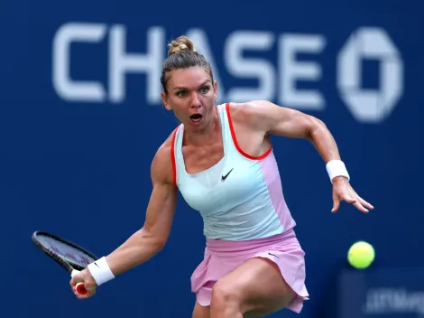 Simona Halep volta às quadras de tênis após suspensão por doping