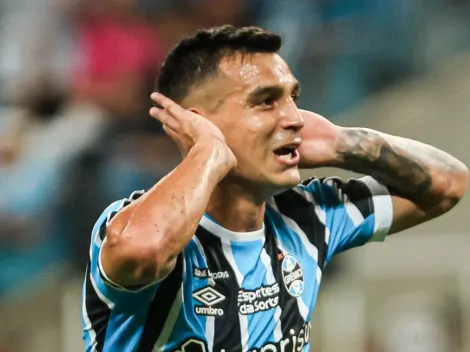 Cristaldo contribui com um golaço em noite inspirada do setor ofensivo na Arena do Grêmio