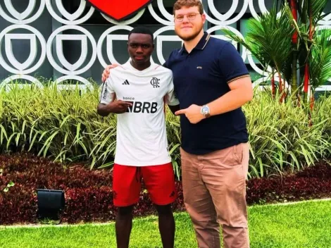 Novo reforço do Flamengo registra chegada ao CT