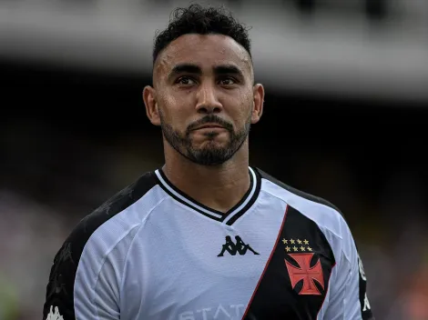 Campeão da Libertadores pelo Flamengo decide  com Vasco para fazer dupla com Payet