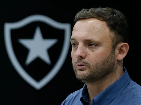 Plano A na mesa! John Textor encontra nome ideal para substituir Mazucco no Botafogo