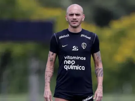 MEU DEUS! Fábio Santos faz declaração polêmica sobre chances de títulos do Corinthians