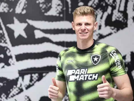 Goleiro Raul é apresentado no Botafogo e faz declaração