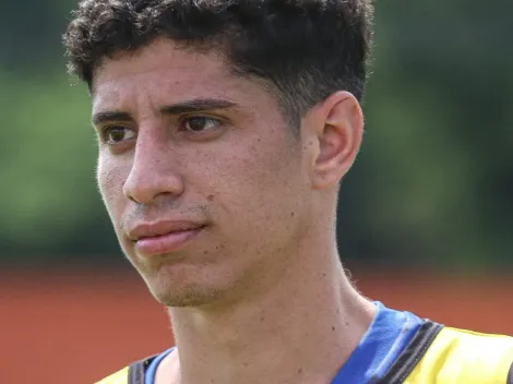 Corinthians toma decisão sobre chegada de Yago Ferreira