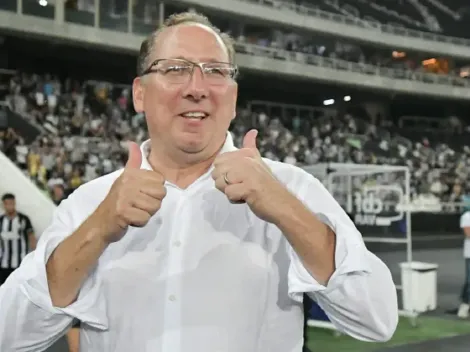 John Textor confirma sondagens e inicia conversa para contratar novo técnico