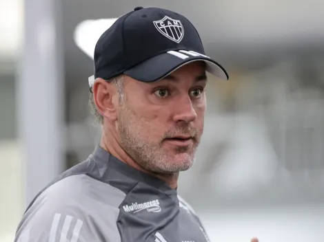 Milito abre o jogo sobre utilizar Vargas no Atlético; atacante pode deixar o clube