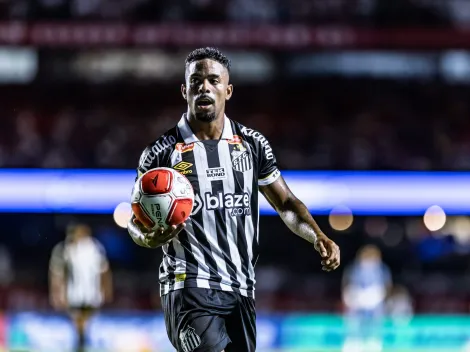 Hayner toma atitude surpreendente após expulsão polêmica no Santos