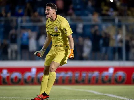 Jovem goleiro do Corinthians ainda não chegou a um acordo para renovação