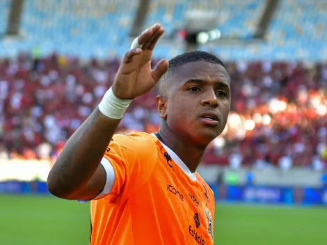 Bill alfineta torcida do Fla após final do Carioca