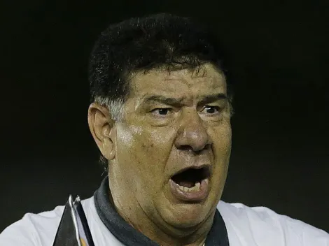 Joel Santana lamenta situação do Vasco: "Está em um momento muito difícil"
