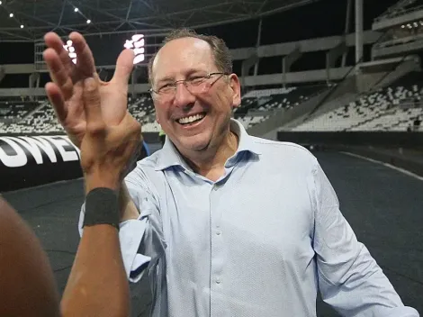 Novo técnico do Botafogo acaba de desembarcar no Rio de Janeiro