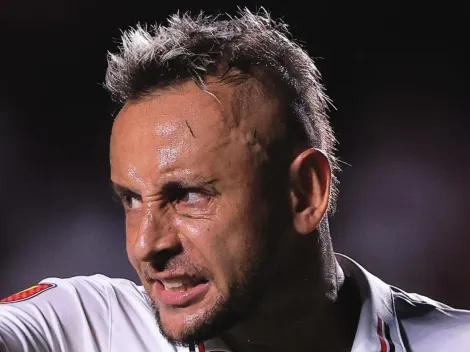 R$ 1 milhão por mês: Flamengo decide  com lateral-direito nível Rafinha